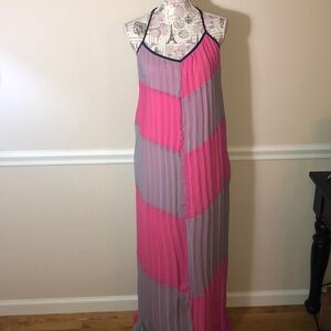 Jealous Tomato M Pink Gray Flowing Maxi Dress